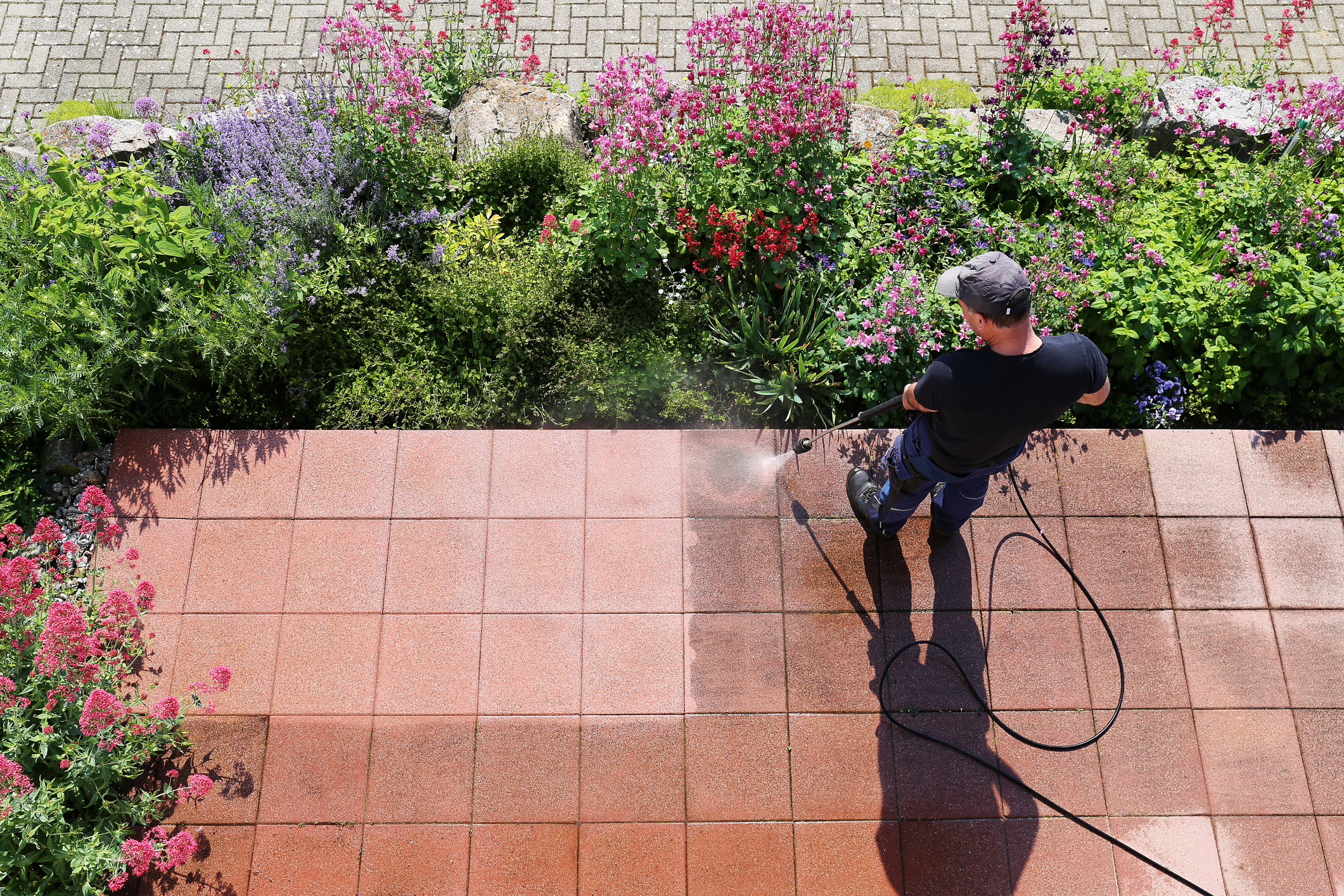 how power washing can help curb appeal